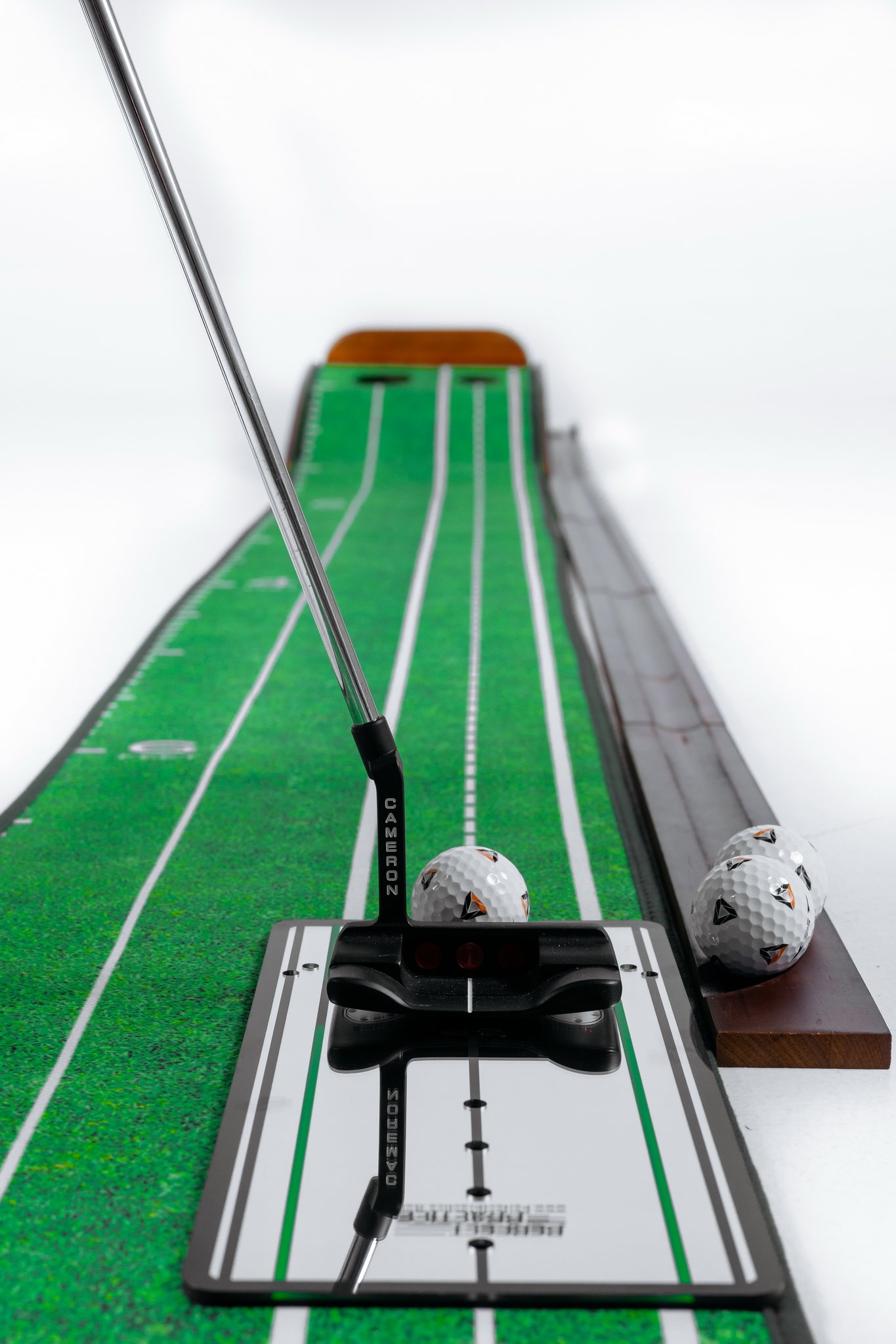 $113 Perfect Practice Putting Mat & Mirror Value Pack