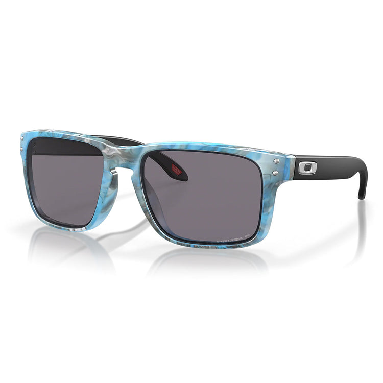 $64 Oakley Men’s Holbrook Polarized Sunglasses