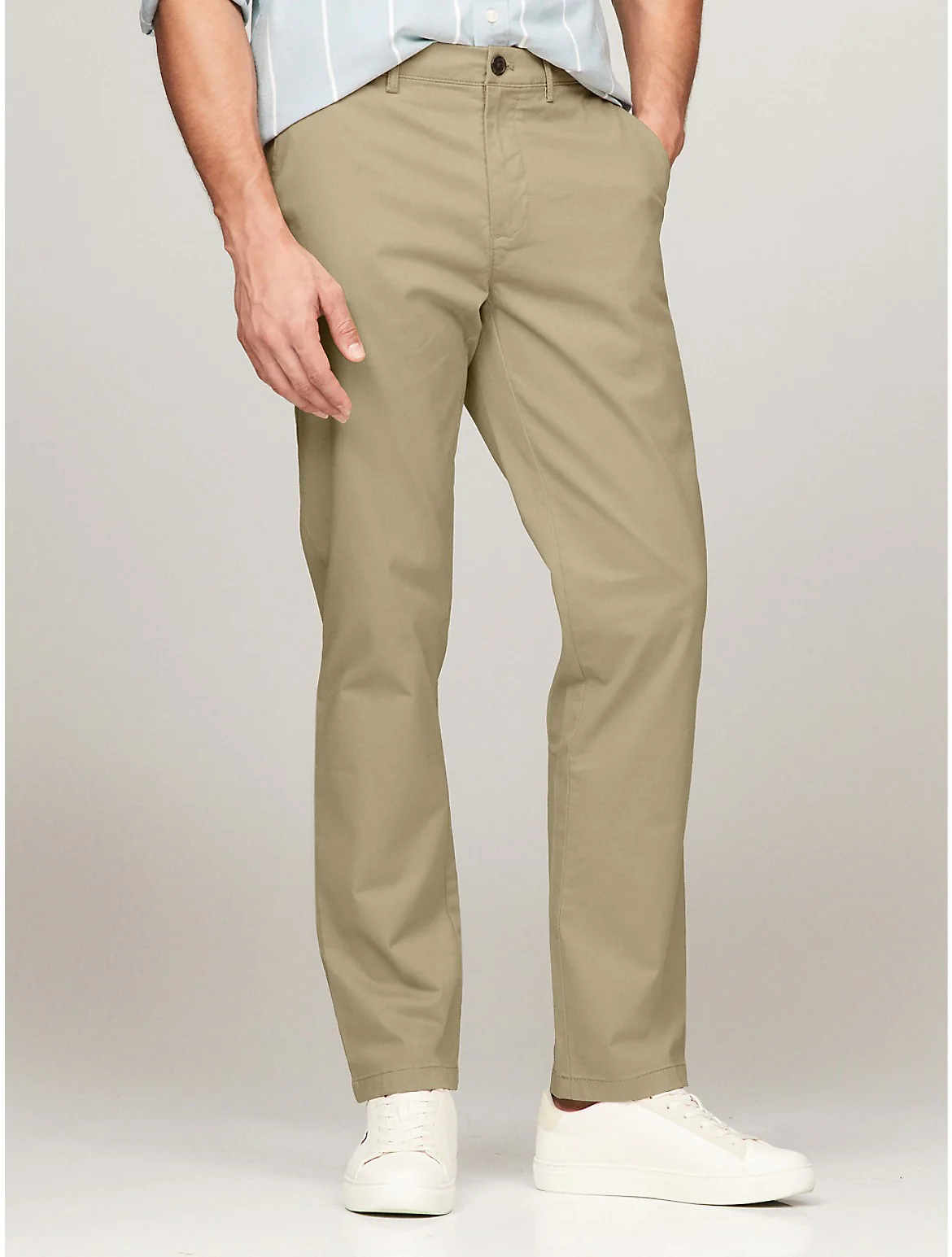 $48 Tommy Hilfiger Straight Fit Thflex Chino